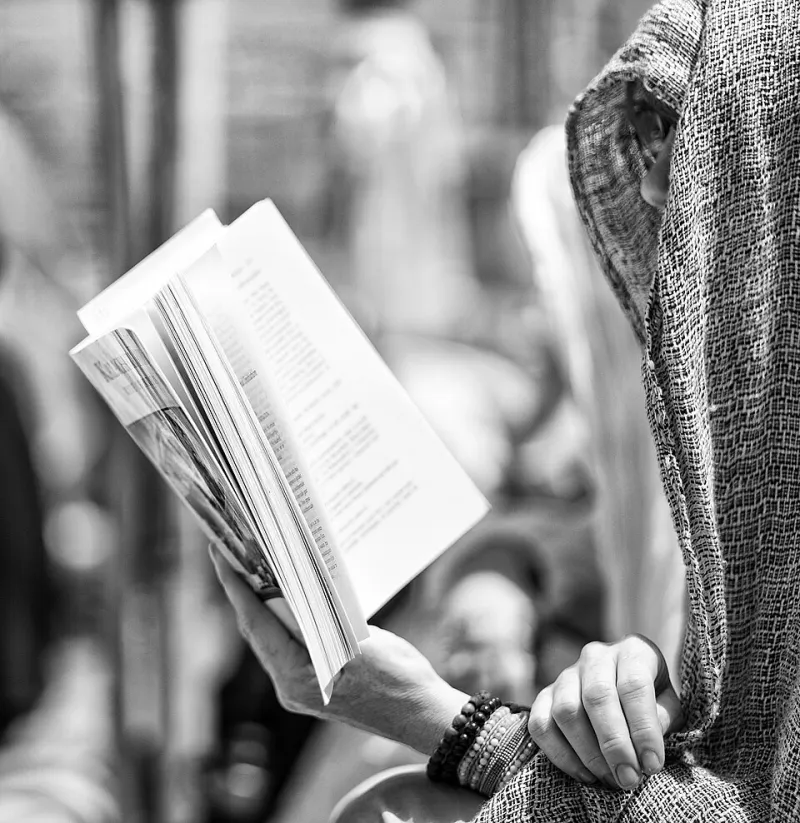 Let Them Figure It Out: The Art of Making Audiences Discover the Truth Themselves